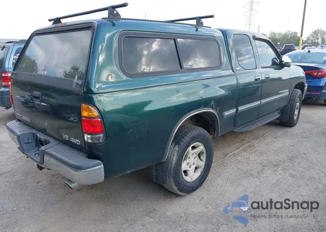 2000 Toyota Tundra Sr5 V8 from USA, damaged, VIN 5TBBT4417YS058215